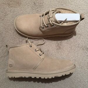 Ugg light tan boots women’s size 9